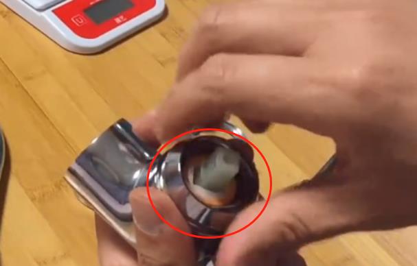 360旋轉水龍頭拆卸圖解，4個步驟輕松拆卸所有配件!